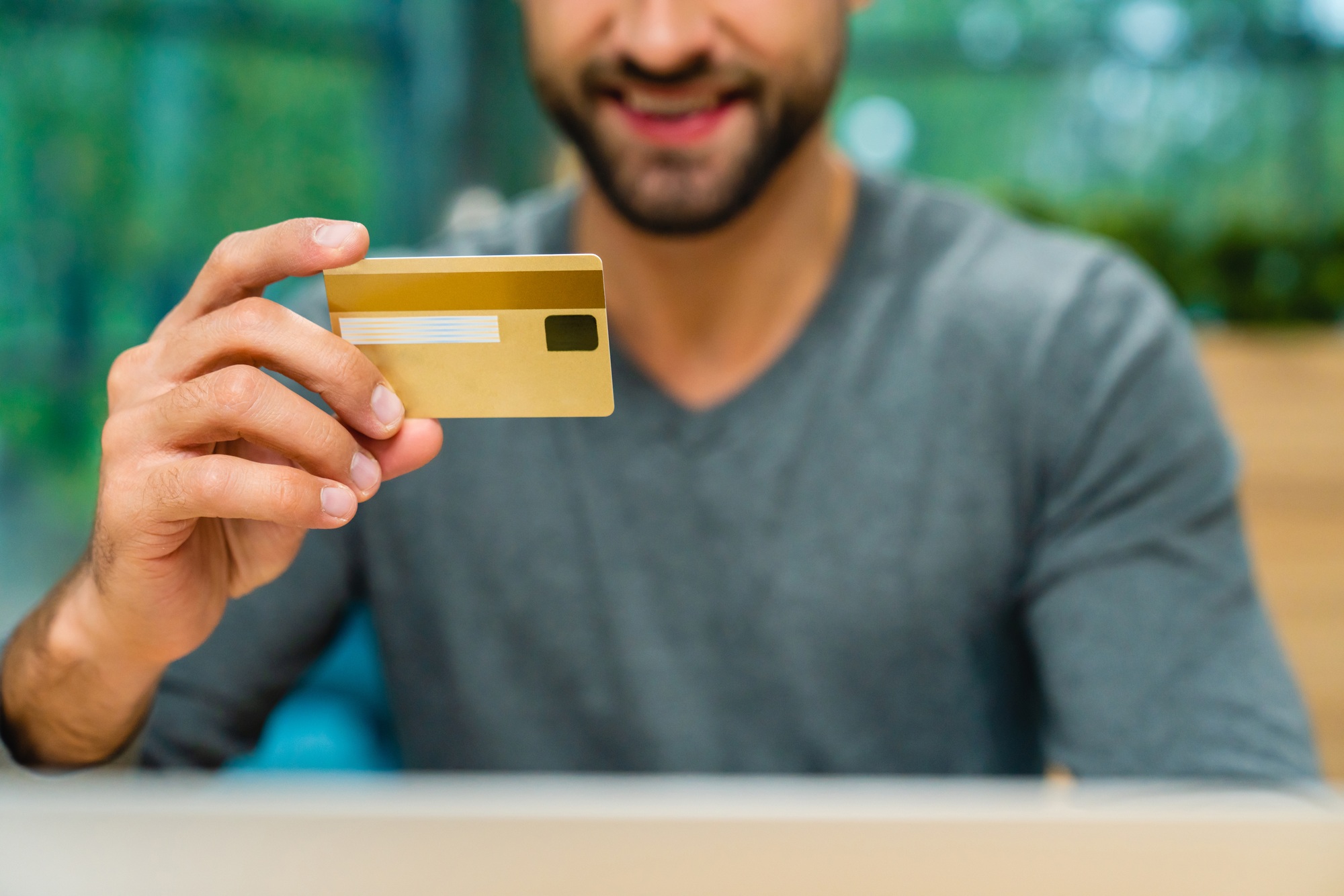 Magstripe: Ensures secure EMV transactions.​